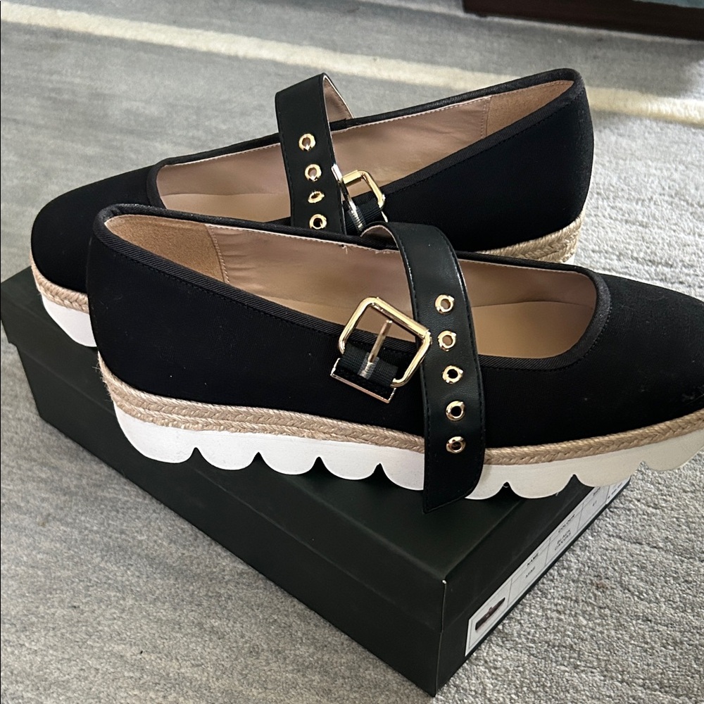 Chic Black Flats with Gold Buckle